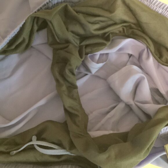 Under Armour Size XXL Fly-By 3" Purple Shorts. New With Tags - Picture 5 of 6